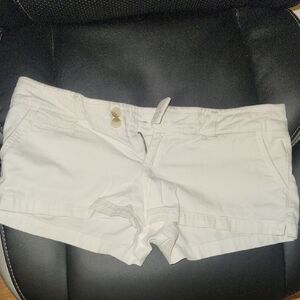 American Eagle Low Rise Women's White Shorts